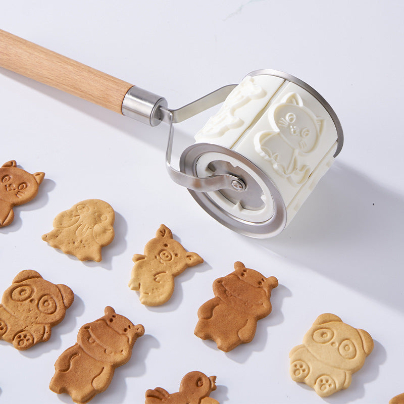Roller Bucket Cartoon Animal Biscuit Mold Baking Kitchen Gadgets